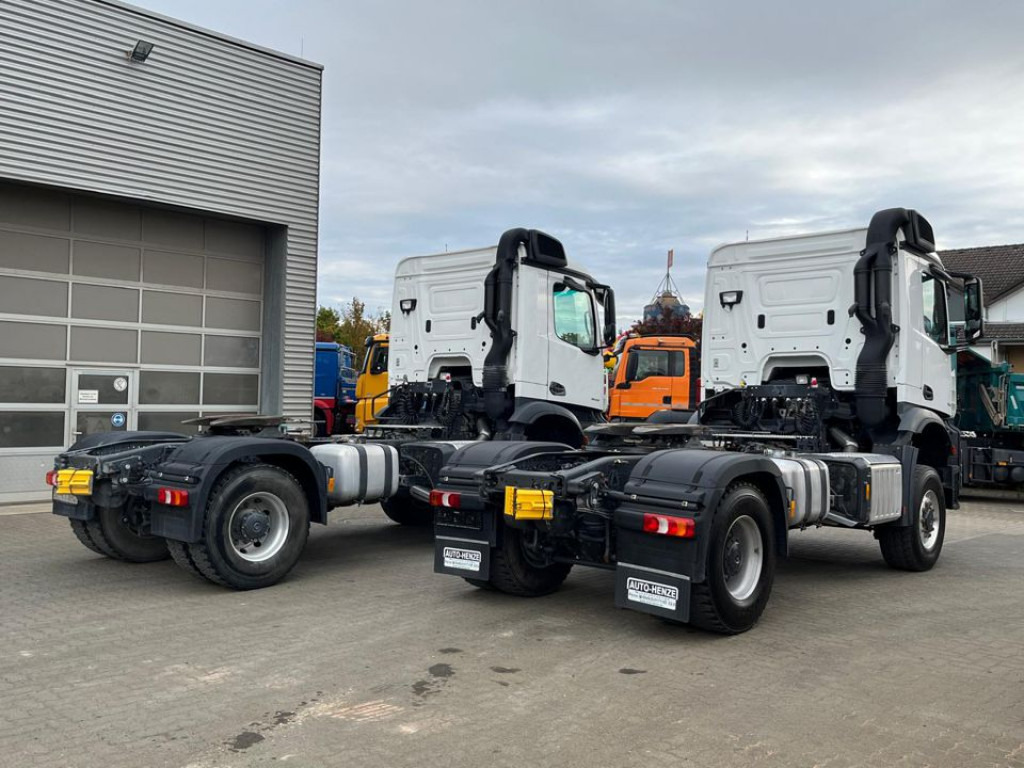 MERCEDES-BENZ Arocs 2043 AS 4x4 SZM nur 133TKM ! Kipphydraulik - رأس تريلا: صورة 5 MERCEDES-BENZ Arocs 2043 AS 4x4 SZM nur 133TKM ! Kipphydraulik - رأس تريلا: صورة 5