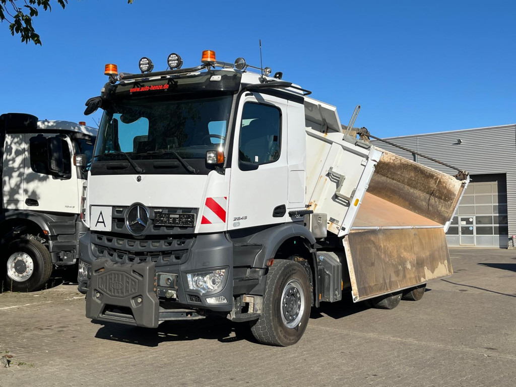 MERCEDES-BENZ Arocs 2645 K 6x4 3-Achs Kipper gr. Meiller Bordmatik 2 Stempel - شاحنة قلاب: صورة 1 MERCEDES-BENZ Arocs 2645 K 6x4 3-Achs Kipper gr. Meiller Bordmatik 2 Stempel - شاحنة قلاب: صورة 1