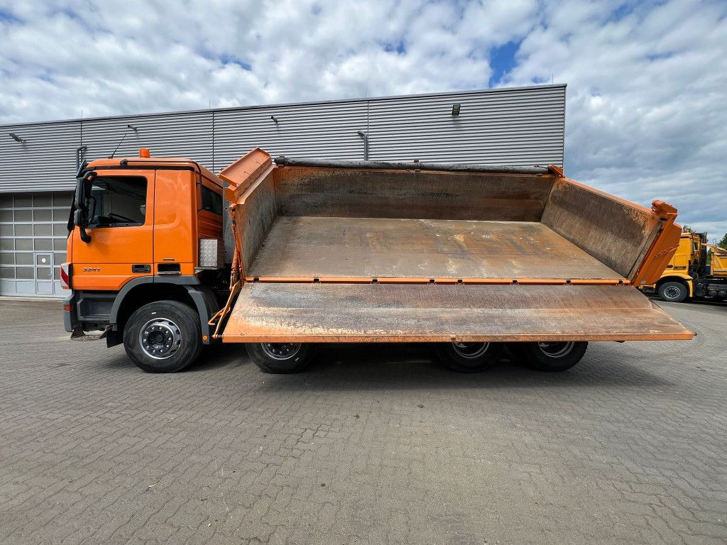 Mercedes-Benz Actros 3241 K 8x4 4-Achs Kipper Meiller Deutsch - شاحنة قلاب: صورة 5 Mercedes-Benz Actros 3241 K 8x4 4-Achs Kipper Meiller Deutsch - شاحنة قلاب: صورة 5