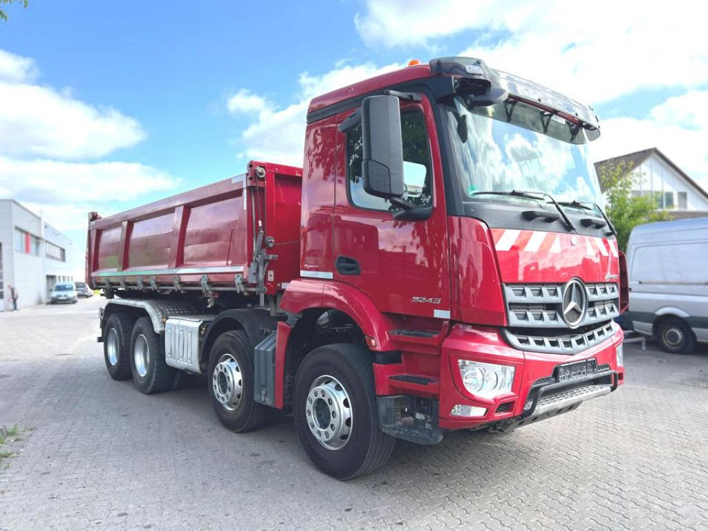 Mercedes-Benz Arocs 3243 8x4 4-Achs Kipper Bordmatik - شاحنة قلاب: صورة 2 Mercedes-Benz Arocs 3243 8x4 4-Achs Kipper Bordmatik - شاحنة قلاب: صورة 2