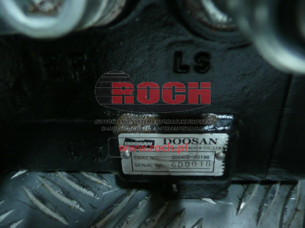 DOOSAN 300402-00196 - 1 SEKCYJNY + 410104-00141C 160205 - صمام هيدروليكي: صورة 1 DOOSAN 300402-00196 - 1 SEKCYJNY + 410104-00141C 160205 - صمام هيدروليكي: صورة 1