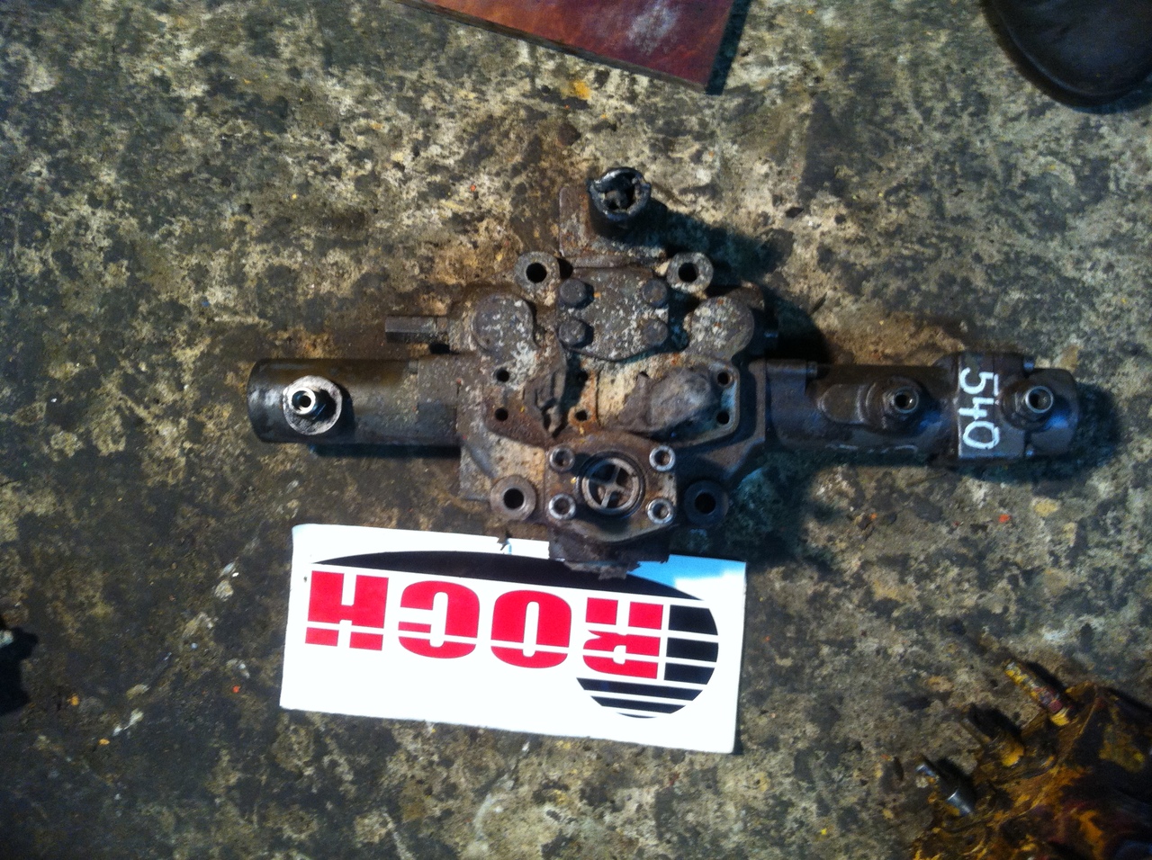 HYDRECO HAMWORTHY V2A4011F5VS 84011100011 - 1 SEKCYJNY - صمام هيدروليكي - آلات الإنشاء: صورة 1 HYDRECO HAMWORTHY V2A4011F5VS 84011100011 - 1 SEKCYJNY - صمام هيدروليكي - آلات الإنشاء: صورة 1