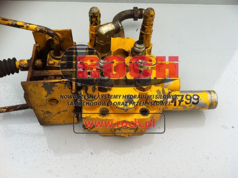 HYDRECO HAMWORTHY VB1007DDF43V 022001/A/79 0001/0103/0174 - 3 SEKCYJNY - صمام هيدروليكي - آلات الإنشاء: صورة 1 HYDRECO HAMWORTHY VB1007DDF43V 022001/A/79 0001/0103/0174 - 3 SEKCYJNY - صمام هيدروليكي - آلات الإنشاء: صورة 1