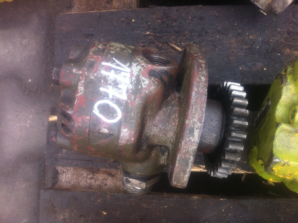 HYDRECO UA09135510L5B - مضخة هيدروليكية - آلات الإنشاء: صورة 1 HYDRECO UA09135510L5B - مضخة هيدروليكية - آلات الإنشاء: صورة 1