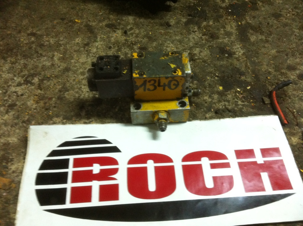 REXROTH 50-960 40706 7124-3 - 1 SEKCYJNY + STEROWNIK + CEWKA 12V - صمام هيدروليكي - آلات الإنشاء: صورة 1 REXROTH 50-960 40706 7124-3 - 1 SEKCYJNY + STEROWNIK + CEWKA 12V - صمام هيدروليكي - آلات الإنشاء: صورة 1