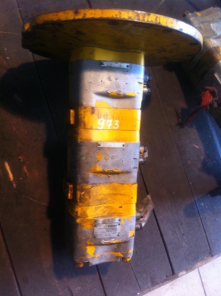 VOITH HK5/5/5-60/50/40190180919 + 180920 + 180921 - مضخة هيدروليكية - آلات الإنشاء: صورة 1 VOITH HK5/5/5-60/50/40190180919 + 180920 + 180921 - مضخة هيدروليكية - آلات الإنشاء: صورة 1