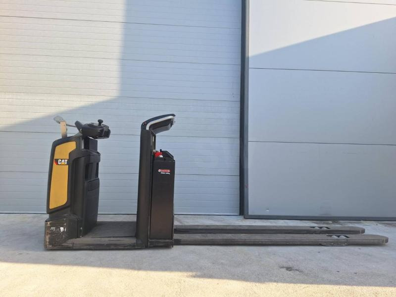 Caterpillar N020NE - ناقل الحمولات الشوكي: صورة 1 Caterpillar N020NE - ناقل الحمولات الشوكي: صورة 1