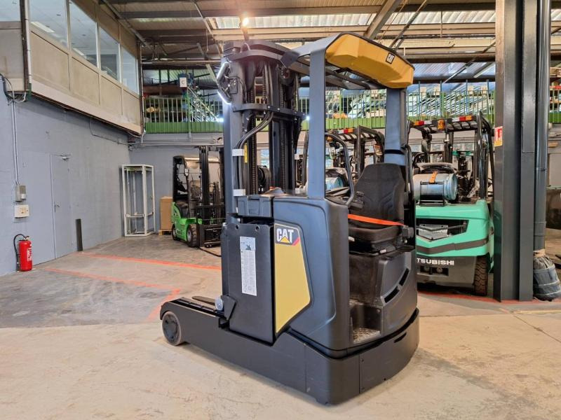 Caterpillar NR20N2H - رافعة شوكية للوصول للأماكن الضيقة: صورة 1 Caterpillar NR20N2H - رافعة شوكية للوصول للأماكن الضيقة: صورة 1