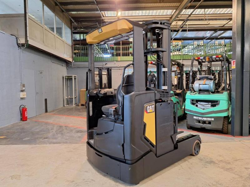 Caterpillar NR20N2H - رافعة شوكية للوصول للأماكن الضيقة: صورة 5 Caterpillar NR20N2H - رافعة شوكية للوصول للأماكن الضيقة: صورة 5