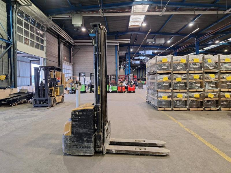 Caterpillar NSP16N2 - آلة تكديس: صورة 3 Caterpillar NSP16N2 - آلة تكديس: صورة 3