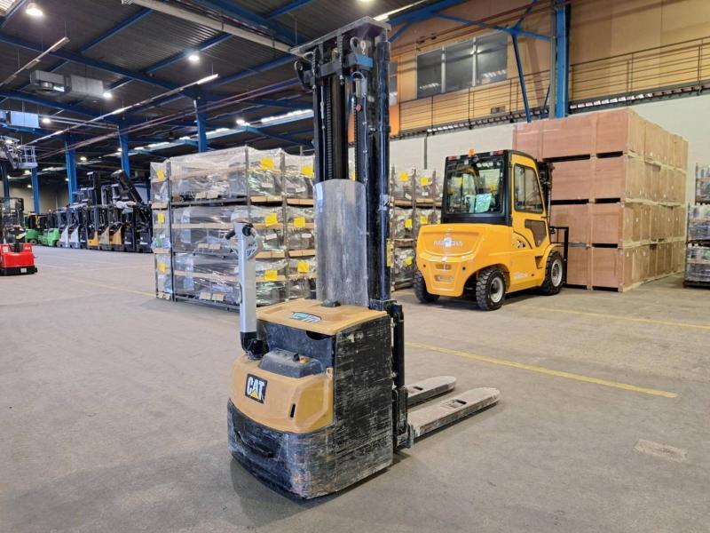 Caterpillar NSP16N2 - آلة تكديس: صورة 2 Caterpillar NSP16N2 - آلة تكديس: صورة 2