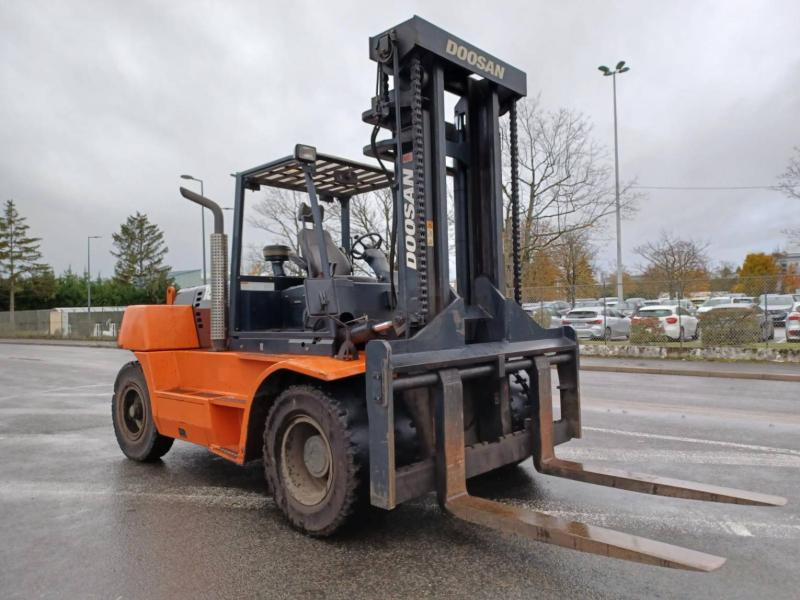 Doosan D1808-S - رافعة شوكية ديزل: صورة 4 Doosan D1808-S - رافعة شوكية ديزل: صورة 4