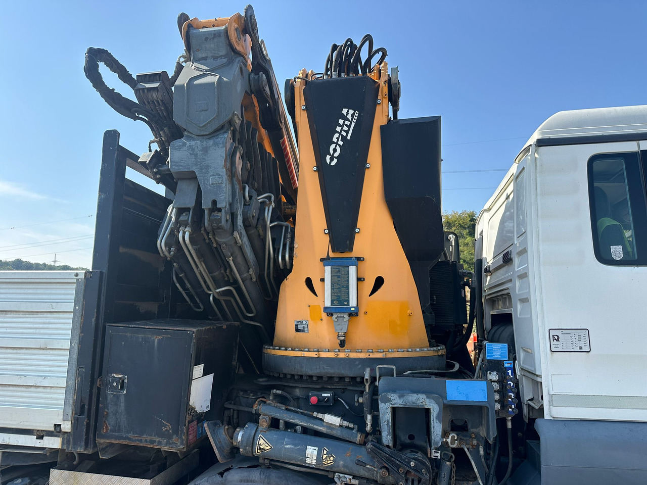 MAN TGS 41.440 Hiab Palfinger Fassi Copma 870 - شاحنة كرين: صورة 3 MAN TGS 41.440 Hiab Palfinger Fassi Copma 870 - شاحنة كرين: صورة 3