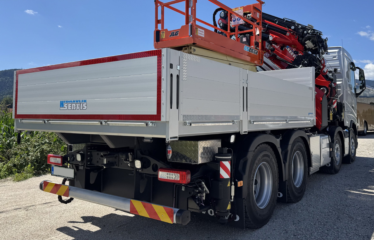 VOLVO Hiab Palfinger Fassi F1450-8 JIB-6 - شاحنة كرين: صورة 4 VOLVO Hiab Palfinger Fassi F1450-8 JIB-6 - شاحنة كرين: صورة 4