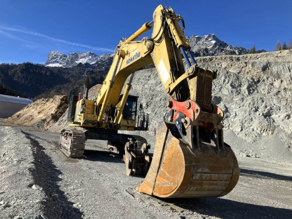 Komatsu PC1250-8 - حفار زاحف: صورة 1 Komatsu PC1250-8 - حفار زاحف: صورة 1