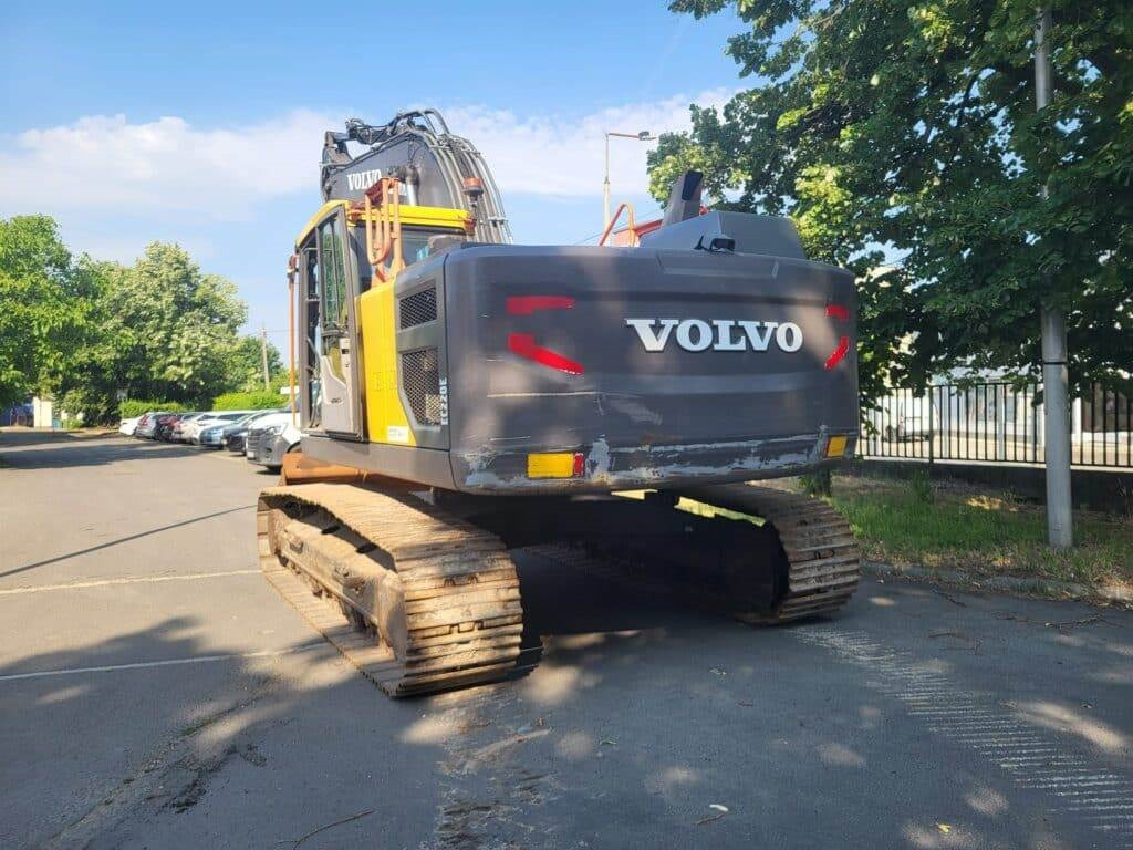Volvo EC220EL - حفار زاحف: صورة 3 Volvo EC220EL - حفار زاحف: صورة 3