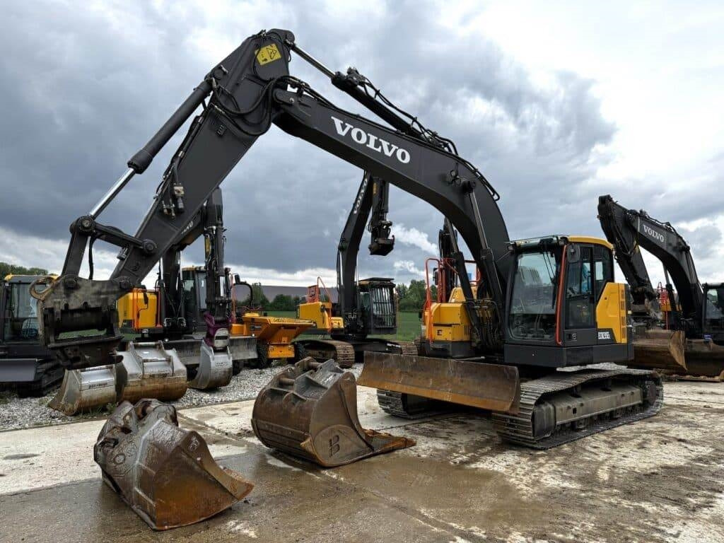 Volvo ECR235EL - حفار زاحف: صورة 4 Volvo ECR235EL - حفار زاحف: صورة 4