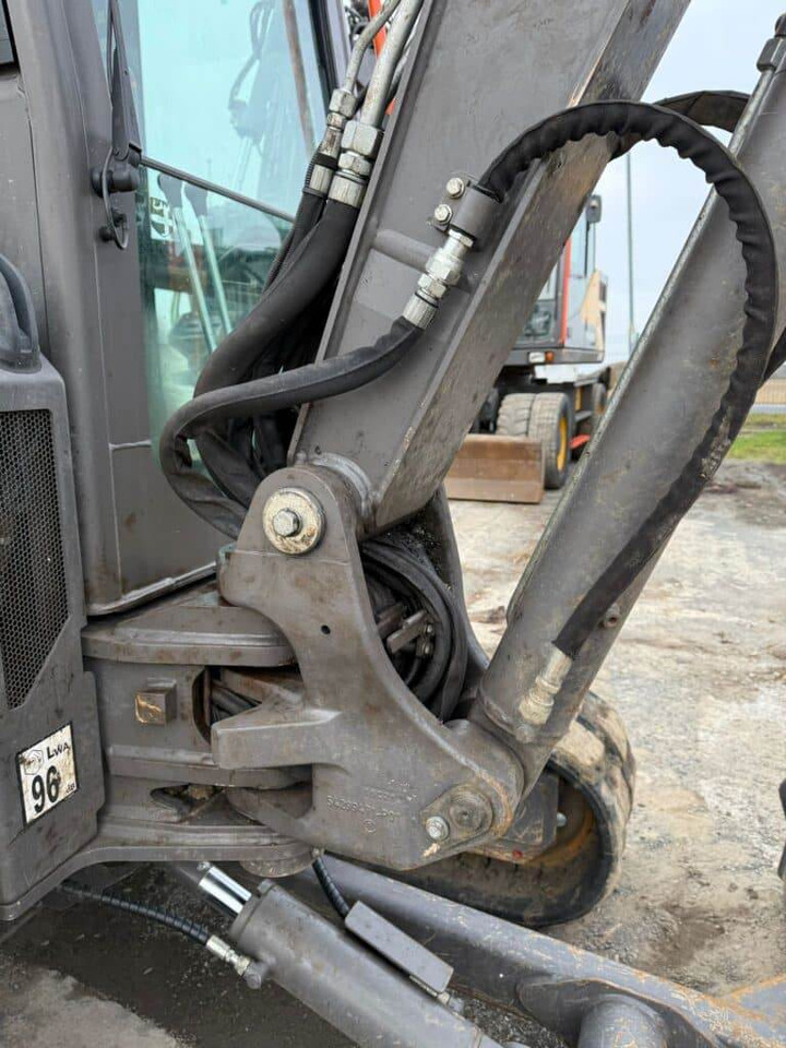 Volvo ECR50F - حفار صغير: صورة 5 Volvo ECR50F - حفار صغير: صورة 5