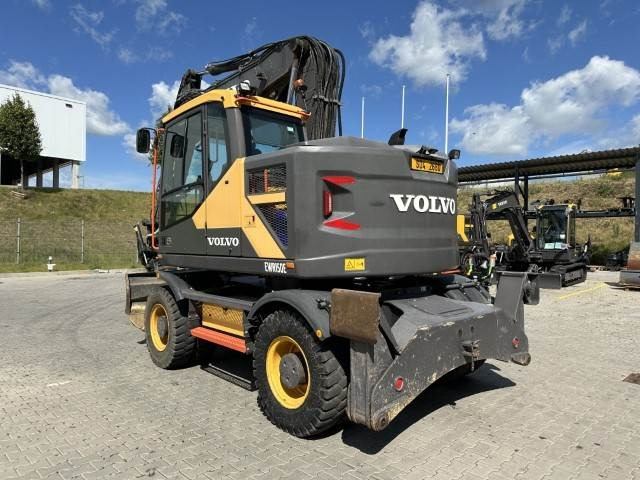 Volvo EWR150E - حفار ذو عجلات: صورة 3 Volvo EWR150E - حفار ذو عجلات: صورة 3