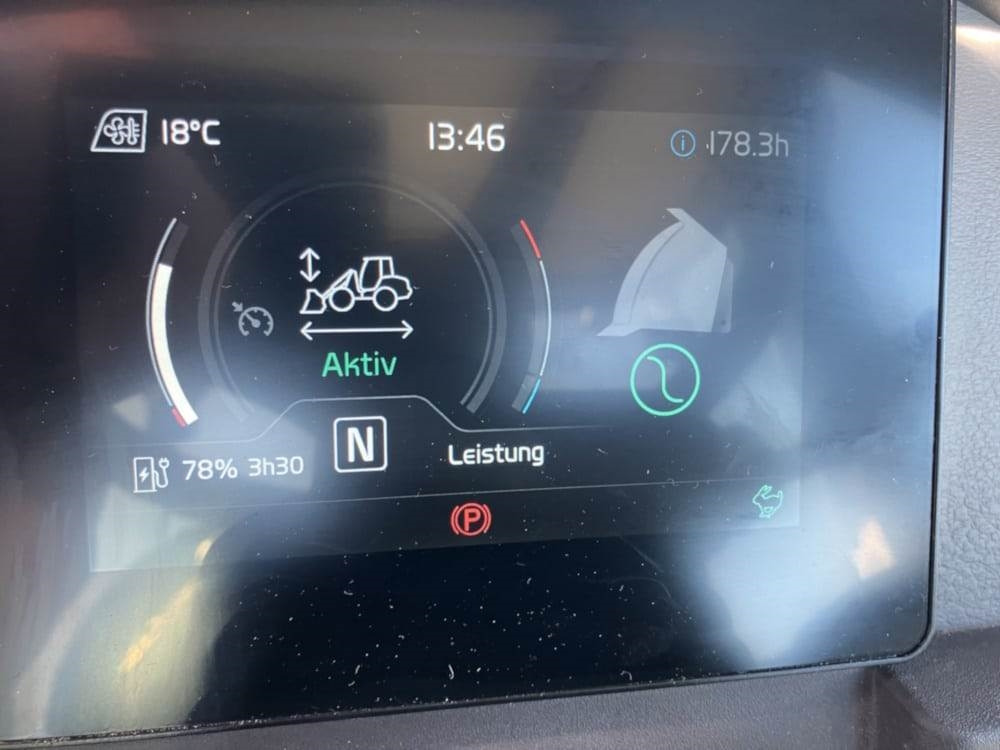 شيول صغير Volvo JL25H Electric: صورة 14