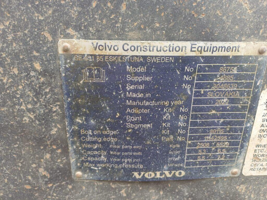 اللودر بعجل Volvo L180H: صورة 7