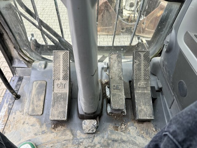 CAT M318D Mobilbagger *9.235 h *Schnellw. *Greifer - حفار ذو عجلات: صورة 5 CAT M318D Mobilbagger *9.235 h *Schnellw. *Greifer - حفار ذو عجلات: صورة 5