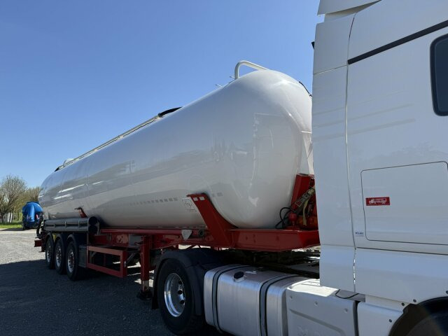 Feldbinder KIP 60.3 Silo 60.000 L 3 Achse ADR - بلكر: صورة 1 Feldbinder KIP 60.3 Silo 60.000 L 3 Achse ADR - بلكر: صورة 1