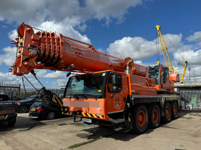 Liebherr LTM 1070-4.2 Autokran mit Spitze *TOP Zustand - رافعة لجميع التضاريس: صورة 1 Liebherr LTM 1070-4.2 Autokran mit Spitze *TOP Zustand - رافعة لجميع التضاريس: صورة 1