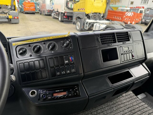 MAN TGA 18.360 4x2 HD-Kanalreiniger ASSMANN 6500 L - فراغ شاحنة: صورة 3 MAN TGA 18.360 4x2 HD-Kanalreiniger ASSMANN 6500 L - فراغ شاحنة: صورة 3