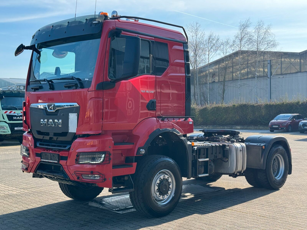 MAN TGS 18.510 4x4 SZM - Kipphyd. Blatt Luft Pritard - مقطورة السحب: صورة 2 MAN TGS 18.510 4x4 SZM - Kipphyd. Blatt Luft Pritard - مقطورة السحب: صورة 2
