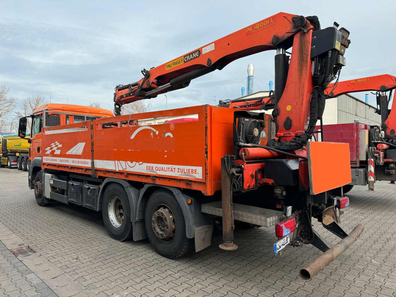 MAN TGS 26.400 6x2 Pritsche Kran Palfinger PK 18001L - شاحنة كرين: صورة 4 MAN TGS 26.400 6x2 Pritsche Kran Palfinger PK 18001L - شاحنة كرين: صورة 4