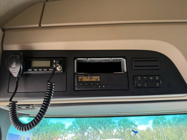 Mercedes-Benz ACTROS 1846 4x4 HAD Eur 6 Kipphydraulik Retarder - رأس تريلا: صورة 3 Mercedes-Benz ACTROS 1846 4x4 HAD Eur 6 Kipphydraulik Retarder - رأس تريلا: صورة 3
