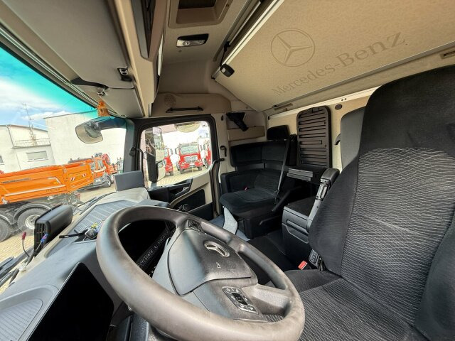 Mercedes-Benz ACTROS 1846 4x4 HAD Eur 6 Kipphydraulik Retarder - رأس تريلا: صورة 4 Mercedes-Benz ACTROS 1846 4x4 HAD Eur 6 Kipphydraulik Retarder - رأس تريلا: صورة 4