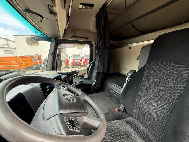 Mercedes-Benz ACTROS 1846 4x4 HAD Eur 6 Kipphydraulik Retarder - رأس تريلا: صورة 4 Mercedes-Benz ACTROS 1846 4x4 HAD Eur 6 Kipphydraulik Retarder - رأس تريلا: صورة 4
