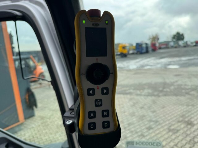 Mercedes-Benz ACTROS 2546 6x2 Abrollkip Kran Palfinger Q150Z95 - شاحنة برافعة خطافية, شاحنة كرين: صورة 4 Mercedes-Benz ACTROS 2546 6x2 Abrollkip Kran Palfinger Q150Z95 - شاحنة برافعة خطافية, شاحنة كرين: صورة 4
