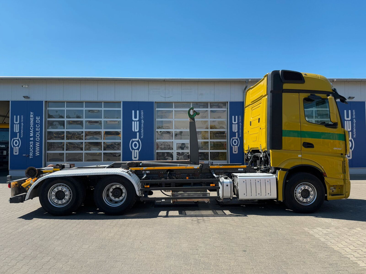 Mercedes-Benz ACTROS 2558 6x2 Abrollkipper *Lenkachse Retarder - شاحنة برافعة خطافية: صورة 2 Mercedes-Benz ACTROS 2558 6x2 Abrollkipper *Lenkachse Retarder - شاحنة برافعة خطافية: صورة 2