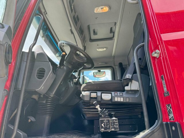 Mercedes-Benz ACTROS 4144 8x6 EURO5 Kipper mit Bordmatik - شاحنة قلاب: صورة 5 Mercedes-Benz ACTROS 4144 8x6 EURO5 Kipper mit Bordmatik - شاحنة قلاب: صورة 5