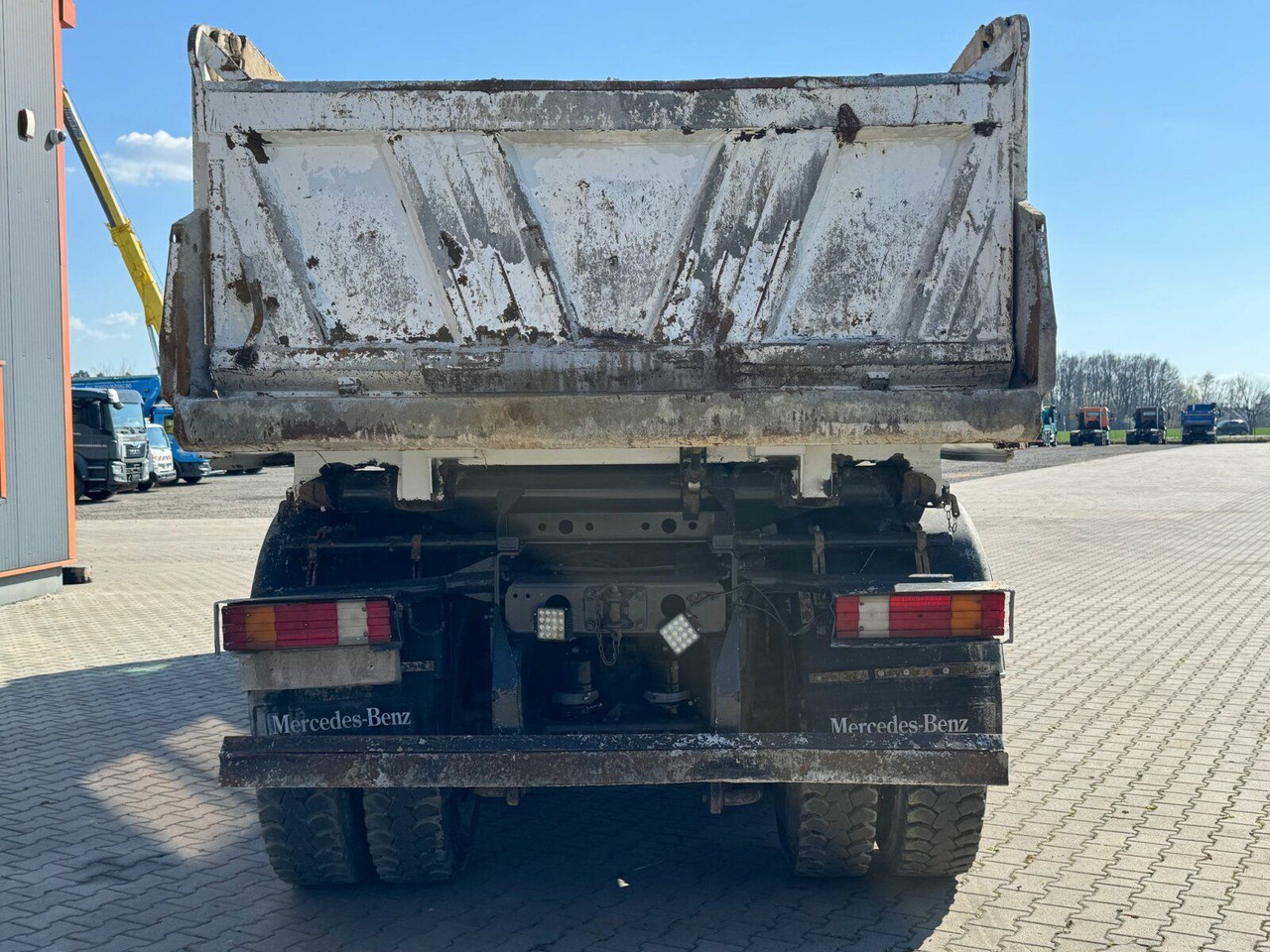 Mercedes-Benz ACTROS 4144 8x8 EURO4 DSK Meiller - شاحنة قلاب: صورة 5 Mercedes-Benz ACTROS 4144 8x8 EURO4 DSK Meiller - شاحنة قلاب: صورة 5
