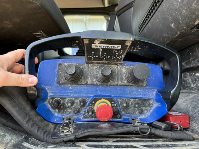 Mercedes-Benz AROCS 5051 10x6 Euro 6 Betonpumpe SERMAC 6RZ56 - مضخة خرسانة: صورة 5 Mercedes-Benz AROCS 5051 10x6 Euro 6 Betonpumpe SERMAC 6RZ56 - مضخة خرسانة: صورة 5