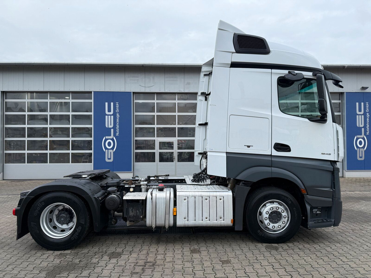 Mercedes-Benz Actros 1845 SZM 4x2 Retarder Kipphydraulik - مقطورة السحب: صورة 2 Mercedes-Benz Actros 1845 SZM 4x2 Retarder Kipphydraulik - مقطورة السحب: صورة 2