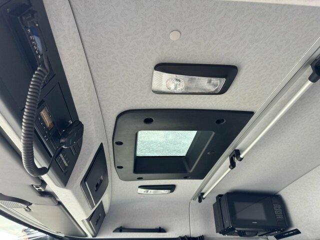 Mercedes-Benz Arocs 3253 8x4 Abrollkipper Kran Palfinger 37002 - شاحنة برافعة خطافية, شاحنة كرين: صورة 5 Mercedes-Benz Arocs 3253 8x4 Abrollkipper Kran Palfinger 37002 - شاحنة برافعة خطافية, شاحنة كرين: صورة 5