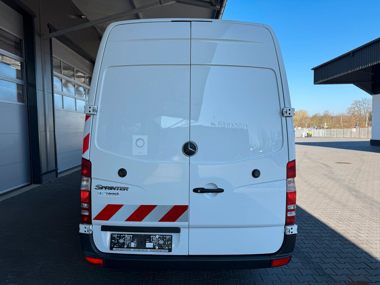 Mercedes-Benz Sprinter MB TV-Fzg mit Rausch Inspektion Einheit - فراغ شاحنة: صورة 4 Mercedes-Benz Sprinter MB TV-Fzg mit Rausch Inspektion Einheit - فراغ شاحنة: صورة 4