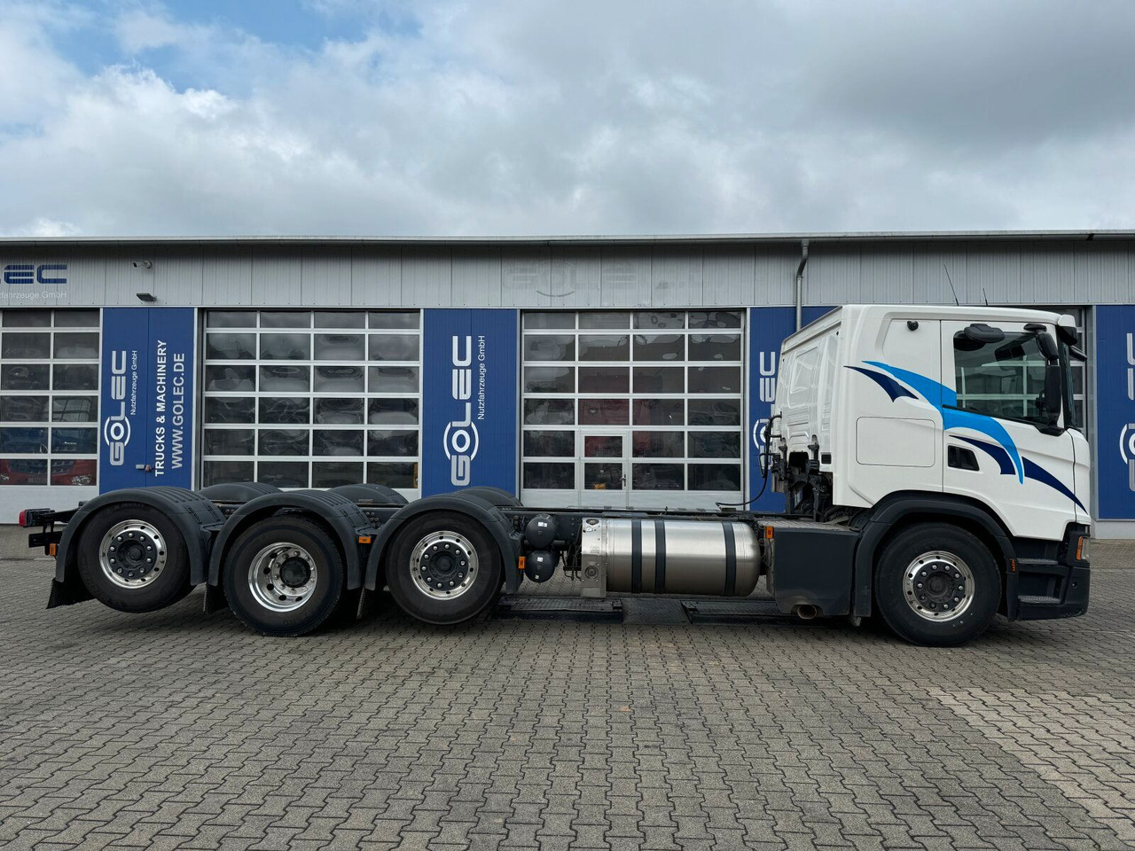 Scania G 410 B8x2*6 NB LNG Fahrgestell Nebenantrieb - شاحنة بهيكل معدني للمقصورة, شاحنة كرين: صورة 4 Scania G 410 B8x2*6 NB LNG Fahrgestell Nebenantrieb - شاحنة بهيكل معدني للمقصورة, شاحنة كرين: صورة 4