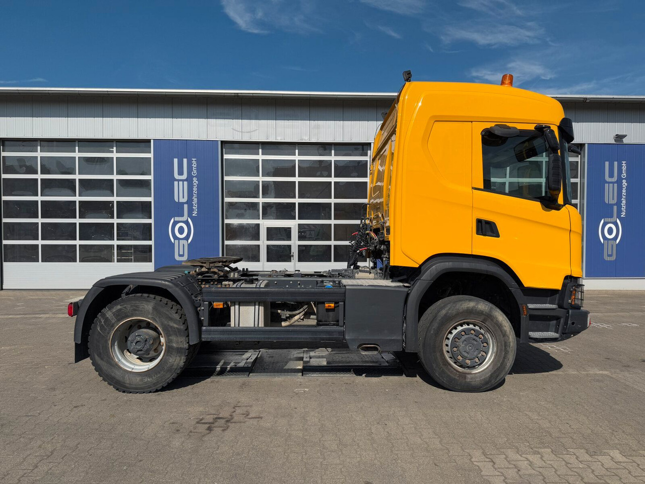 Scania G450 XT 4x4 Euro 6 SZM Kipphydraulik Blatt/ Luft - مقطورة السحب: صورة 2 Scania G450 XT 4x4 Euro 6 SZM Kipphydraulik Blatt/ Luft - مقطورة السحب: صورة 2