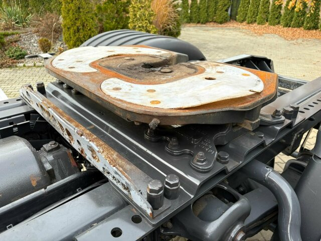 Scania R450 4x4 Euro 6 SZM Kipphydraulik Blatt/ Blatt - رأس تريلا: صورة 2 Scania R450 4x4 Euro 6 SZM Kipphydraulik Blatt/ Blatt - رأس تريلا: صورة 2