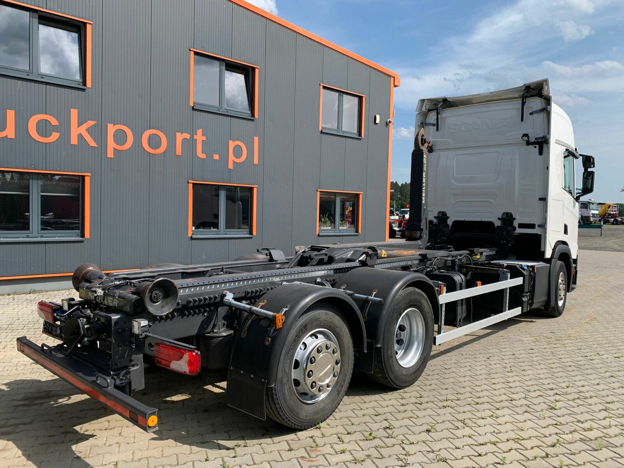 Scania R450 6x2 Abrollkipper MEILLER*Lenkachse Retarder - شاحنة برافعة خطافية: صورة 5 Scania R450 6x2 Abrollkipper MEILLER*Lenkachse Retarder - شاحنة برافعة خطافية: صورة 5