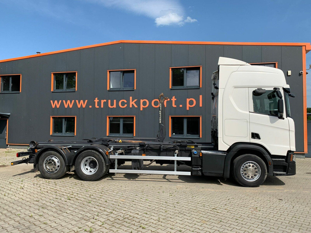 Scania R450 6x2 Abrollkipper MEILLER*Lenkachse Retarder - شاحنة برافعة خطافية: صورة 4 Scania R450 6x2 Abrollkipper MEILLER*Lenkachse Retarder - شاحنة برافعة خطافية: صورة 4