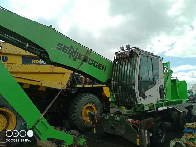 Sennebogen 818-E Umschlagbagger - 83 Ton - mit Greifer - حفار ذو عجلات: صورة 1 Sennebogen 818-E Umschlagbagger - 83 Ton - mit Greifer - حفار ذو عجلات: صورة 1