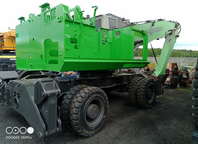 Sennebogen 818-E Umschlagbagger - 83 Ton - mit Greifer - حفار ذو عجلات: صورة 3 Sennebogen 818-E Umschlagbagger - 83 Ton - mit Greifer - حفار ذو عجلات: صورة 3