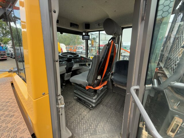 Volvo A25G Dumper 10.069 h Baujahr 2021 - آلات الإنشاء: صورة 5 Volvo A25G Dumper 10.069 h Baujahr 2021 - آلات الإنشاء: صورة 5